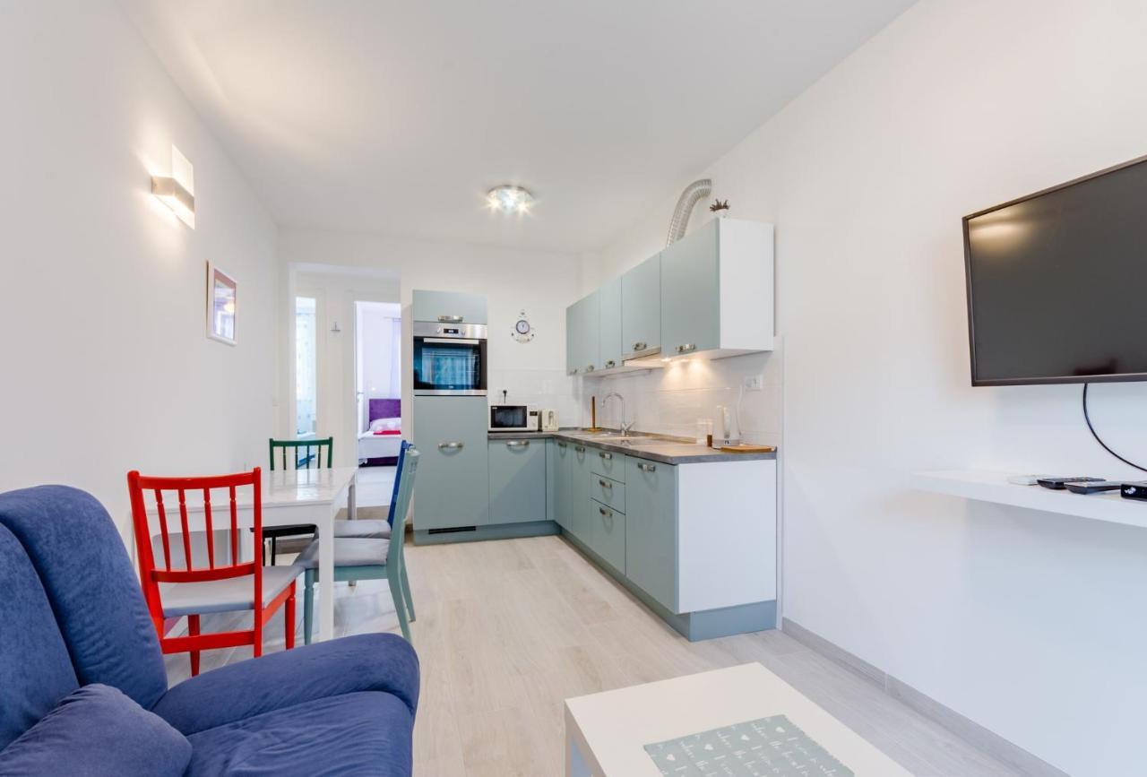 Apartment Karlo Каштела Екстер'єр фото