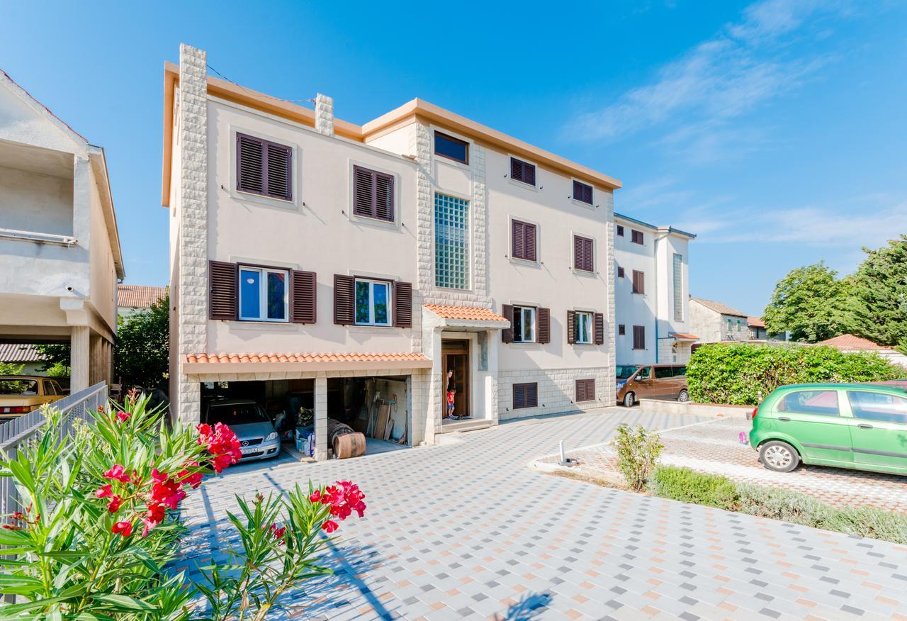 Apartment Karlo Каштела Екстер'єр фото
